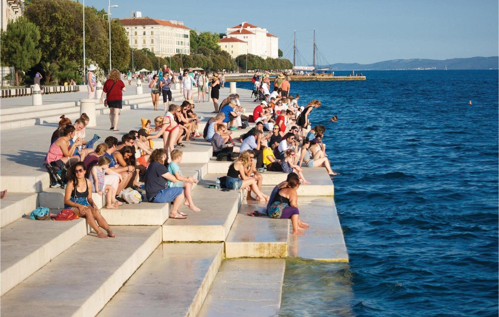 Nice Apartment In Zadar With Wifi エクステリア 写真