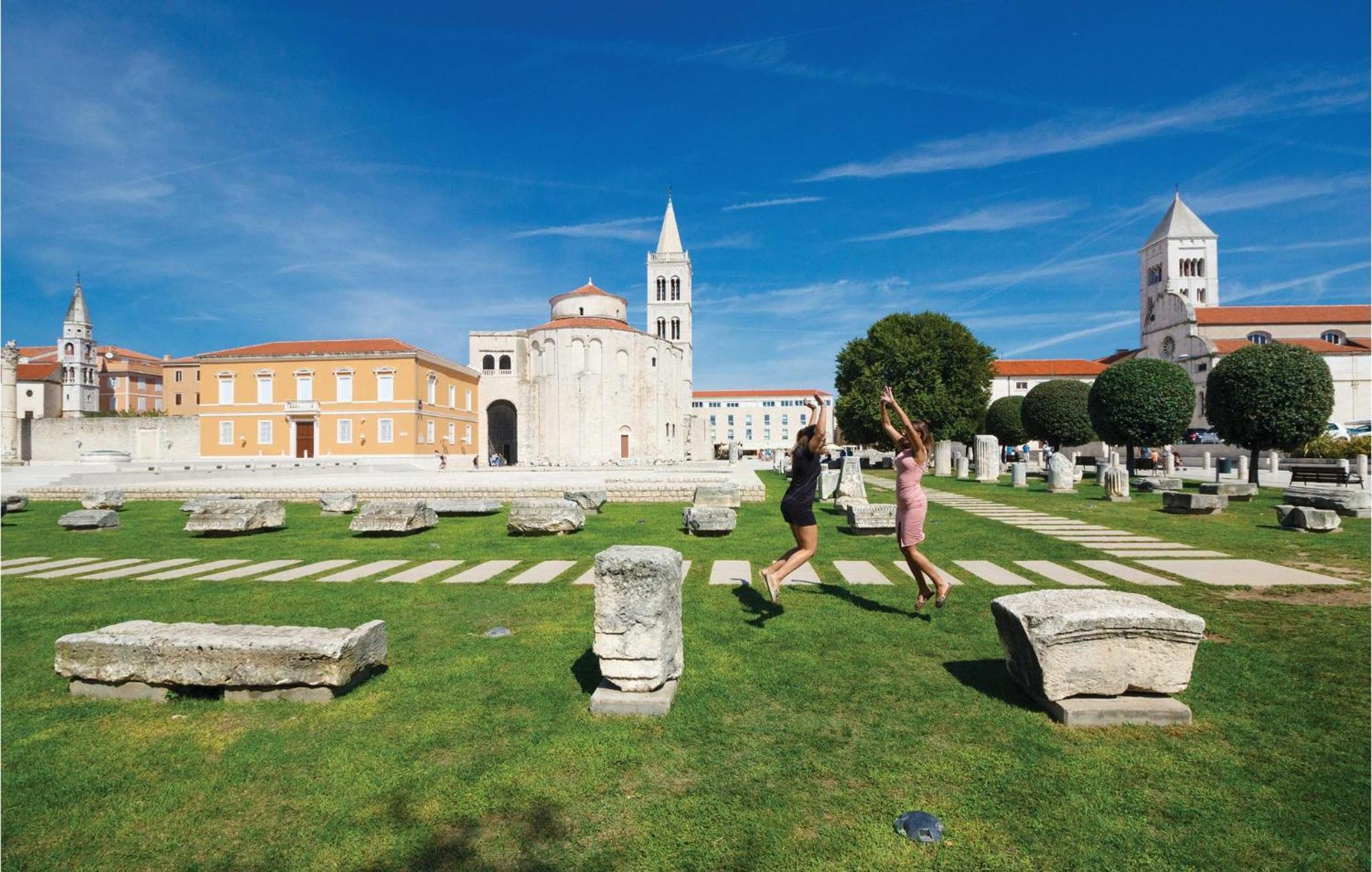 Nice Apartment In Zadar With Wifi エクステリア 写真